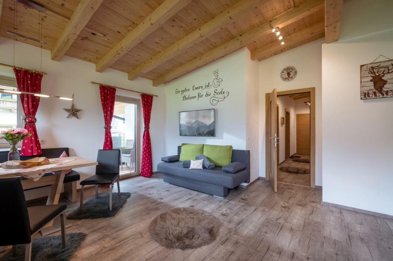 Alpinjuwel In Hippach Lägenhet Exteriör bild